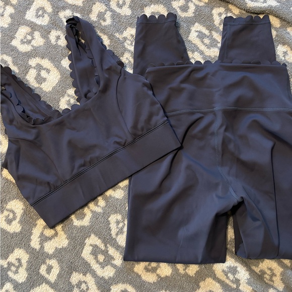 IVL collective scallop set leggings and bra set 4/6 - Picture 4 of 7